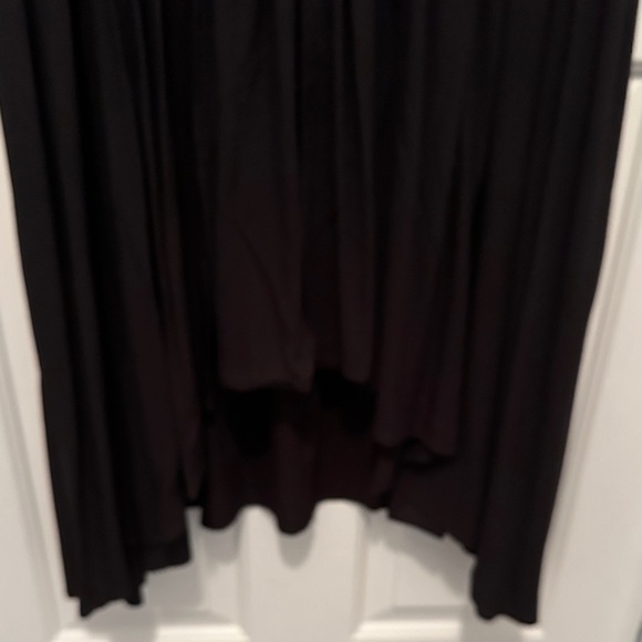 Elegant Black Dress - Picture 7 of 7